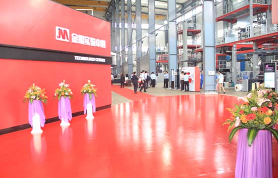 金明精機(jī)五層自立袋吹膜機(jī)組市場(chǎng)走紅